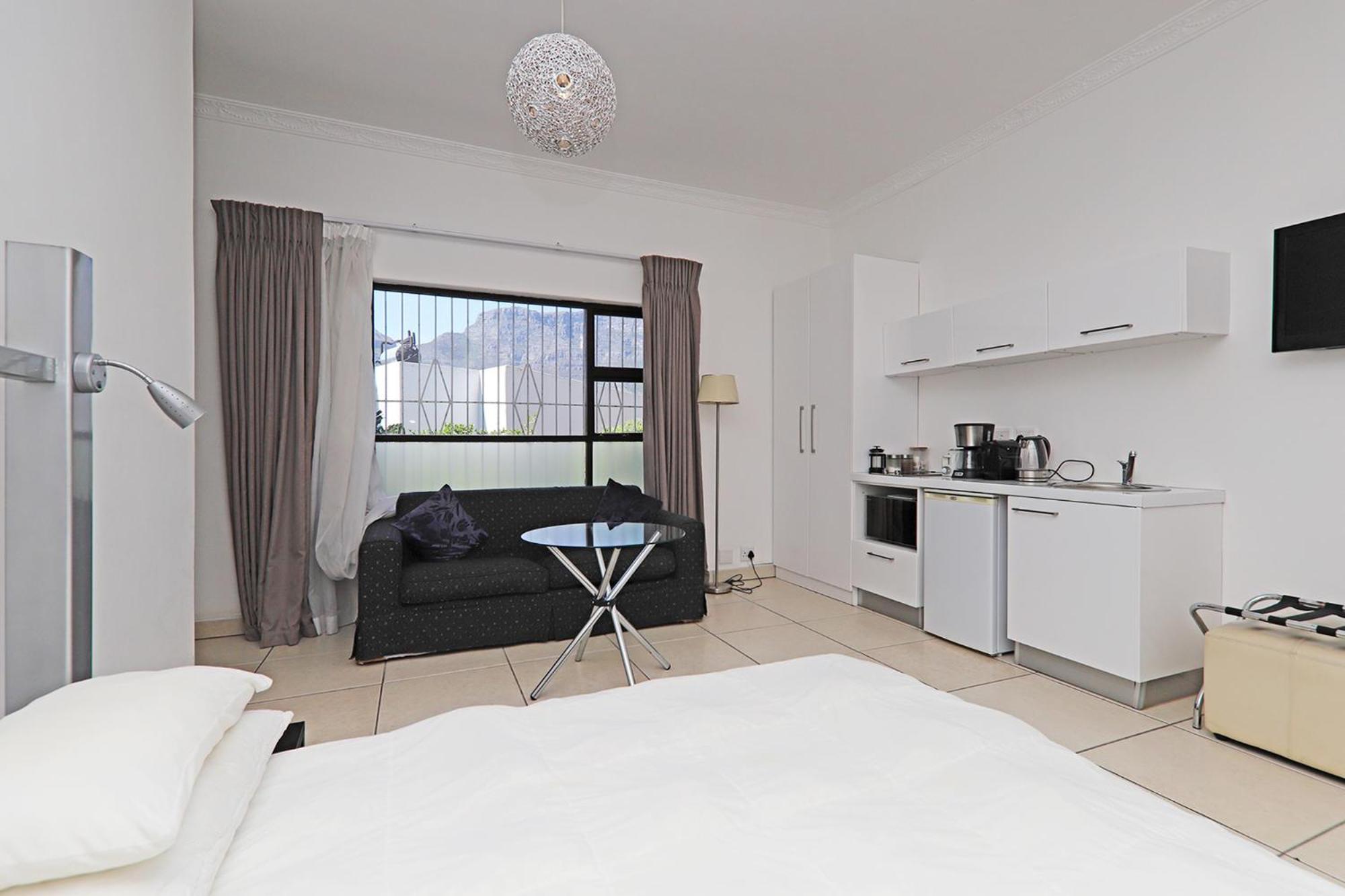 Апартаменты 8 On Upper Bloem Кейптаун Экстерьер фото